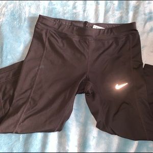 Nike Capri